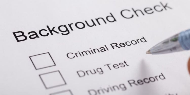 Does a Background Check Include a Credit Report? - Best Background Checks  Reviews